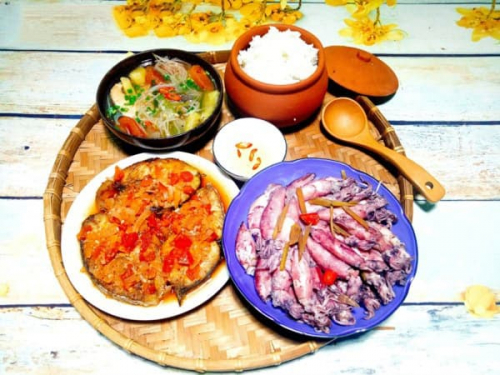 Thực đơn cơm hải sản ngon quên sầu cho những ngày sau Tết