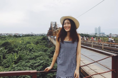 Tru1ea7n Viu1ec7t Hu01b0u01a1ng Hot girl bu00f3ng chuyu1ec1n cao 1,78 m