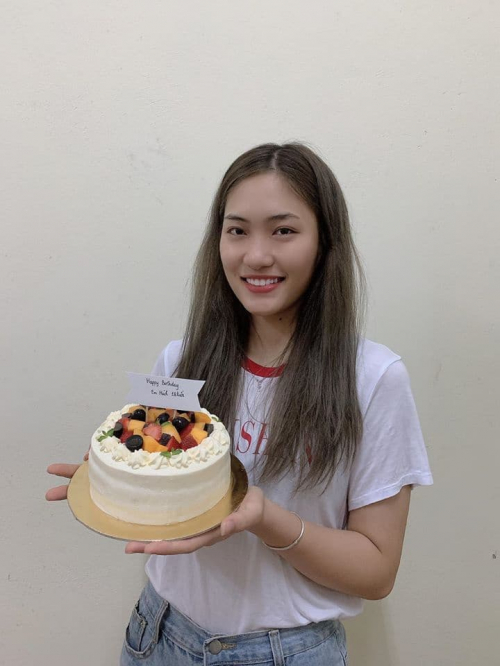 Tru1ea7n Viu1ec7t Hu01b0u01a1ng Hot girl bu00f3ng chuyu1ec1n cao 1,78 m