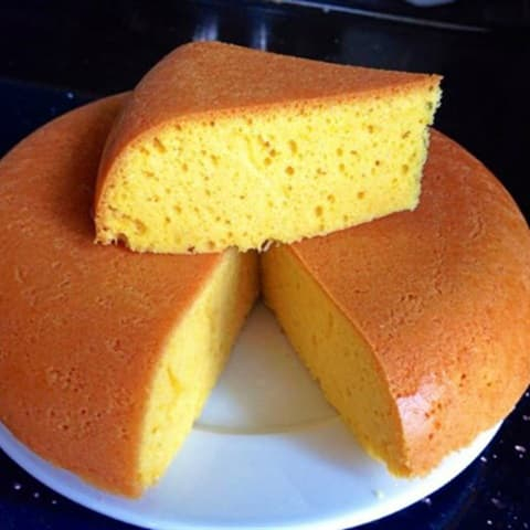 Cách làm bánh Bông Lan bằng nồi cơm điện siêu ngon