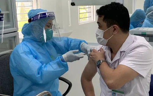 Nên ăn gì, kiêng gì. Trước và sau khi tiêm phòng CoVid-19