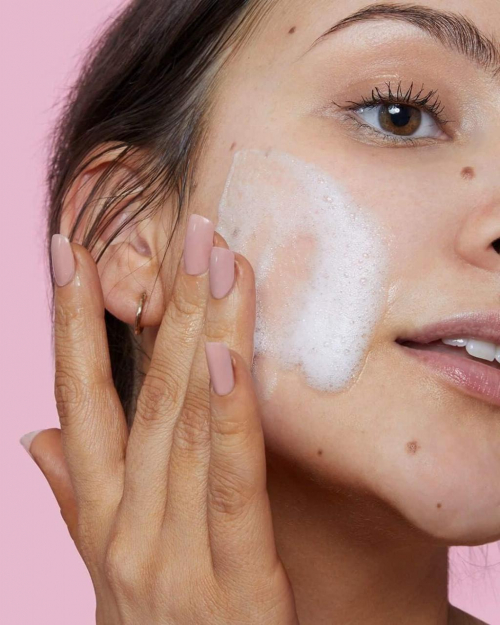 Cách trị mụn trứng cá, Sử dụng các vật liệu tại nhà để trị mụn