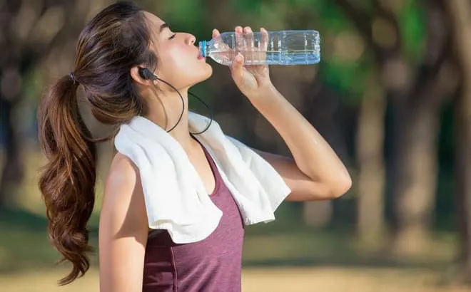 Các lợi ích của việc uống đủ nước không phải ai cũng biết.