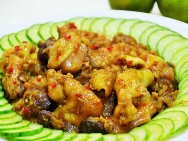 Cách làm gà kho sả ớt 3 miền thơm ngon cho gia đình