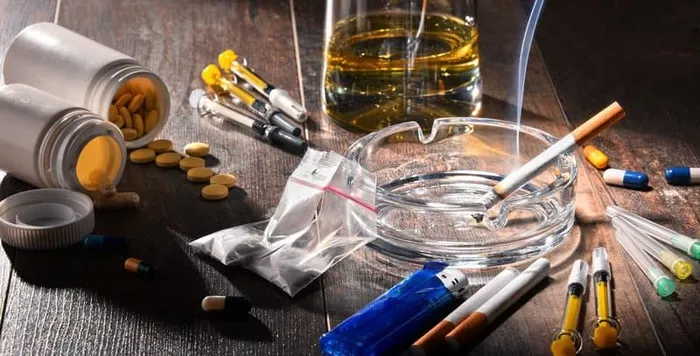 Rượu có hại cho sức khỏe hơn cả heroin, cocaine