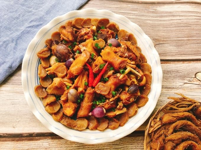 Tan sở làm ngay thịt gà kho củ cải muối nhanh thần tốc mà siêu ngon