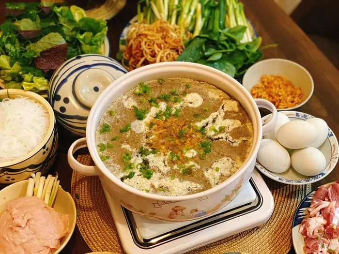 Cách nấu lẩu cua đồng ngon không cưỡng nổi
