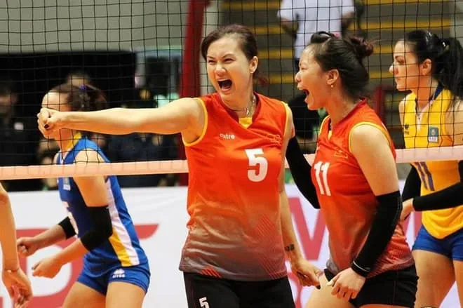 Vẻ đẹp của cựu hoa khôi bóng chuyền Kim Huệ