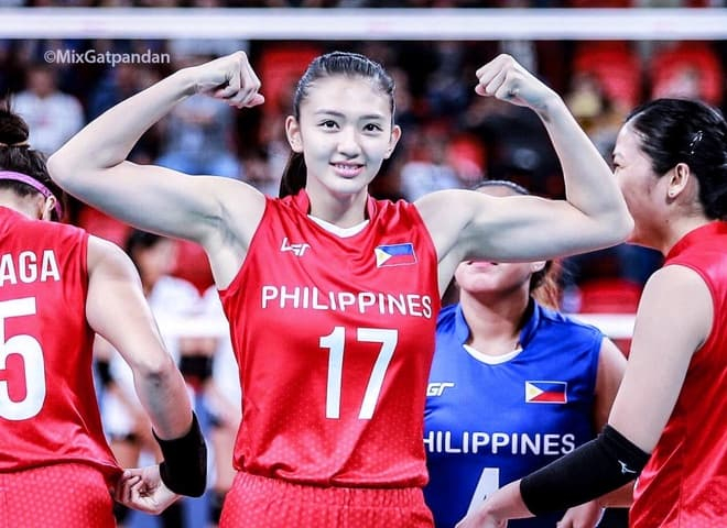 VĐV bóng chuyền nữ Philippines khoe cơ bắp