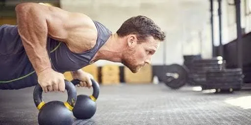 Ai cũng mong muốn kéo dài tuổi trẻ càng lâu càng tốt: Bác sĩ từ ĐH Harvard tiết lộ 2 bài tập giúp chặn đứng sự lão hóa hiệu quả