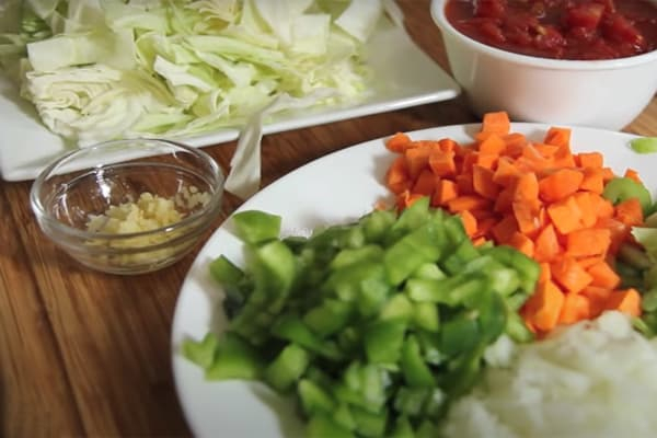Chế độ ăn kiêng đơn giản với bắp cải