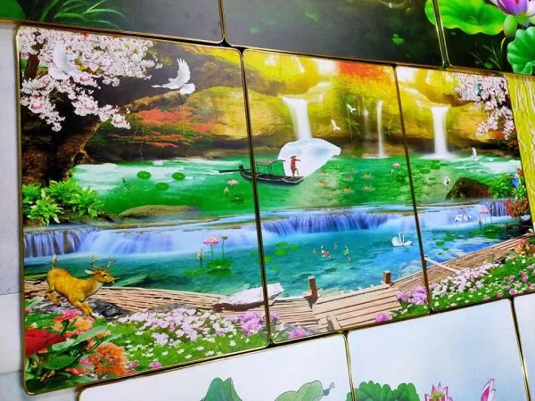 Tranh bộ - Vì đẹp mà trở nên độc hay vì độc nên mới đẹp?
